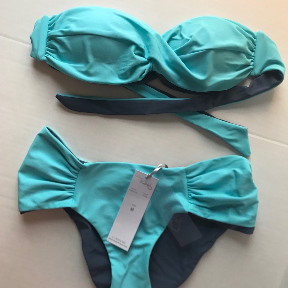 ⭐️NWT⭐️ Beach Rays Reversible Bikini - Picture 7 of 8